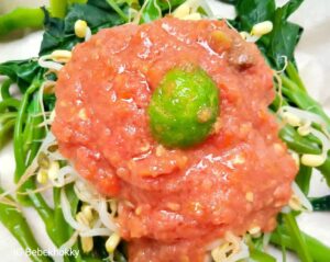 Mencicipi Pelecing Kangkung, Makanan Khas Lombok yang Super Pedas