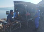 Patroli Dialogis  Sat Polairud Polres Bima Imbau Warga Pesisir Wujudkan  Pemilu  Damai 2024