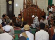 Kapolres Bima Kota Gelar Jumat Curhat Bersilaturahmi dengan Alim Ulama dan Masyarakat di Masjid Baitul Hamid Raba Kota Bima