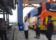 Patroli Polsek Sekotong: Himbauan Kamtibmas dan Antisipasi Cuaca Ekstrem di Dermaga Tawun