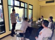 Anggota Polsek Taliwang Lakukan Pengamanan Logistik Hasil Pilpres dan Pilleg Tingkat Kecamatan