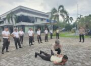 Sat Binmas Polres Lombok Timur Berikan Keterampilan Beladiri pada Satpam BRI Selong