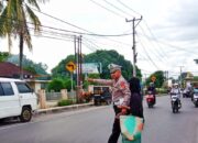 Polsek Kediri Gelar Pengaturan Lalu Lintas Pagi: Lancar dan Aman, Masyarakat Senang