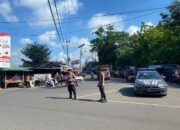 Layani Masyarakat Dengan Maksimal Polsek Keruak Lakukan Pengaturan Lalu Lintas