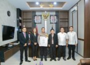 Atas Prestasinya, Kapolda NTB dan Direktur Reskrimsus Terima Penghargaan dari Lemkapi