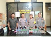 Patroli Cipkon Jelang Ramadhan, Polsek Bolo Amankan Puluhan Botol Miras Berbagai Jenis