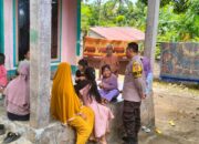 Selama Bulan Ramadan, Bhabinkamtibmas Denggen Timur Sambang Desa Beri Imbauan