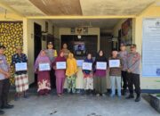 Momentum Bulan Suci Ramadhan, Polsek Sanggar Salurkan Sembako Bagi Warga Kurang Mampu