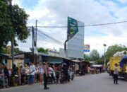 Polisi Siaga di Simpang 3 Pelabuhan Lembar, Pastikan Arus Lalu Lintas Lancar Saat Ngabuburit