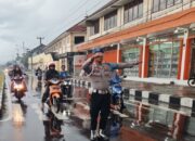 Patroli dan Pengaturan Lalu Lintas, Polsek Kediri Jaga Kenyamanan Ngabuburit Masyarakat