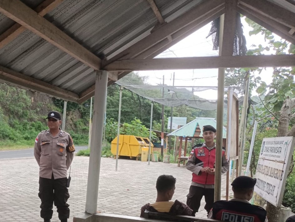 Polsek Sekotong Tingkatkan Patroli Jaga Keamanan Objek Wisata Ekowisata Mangrove Tanjung Batu