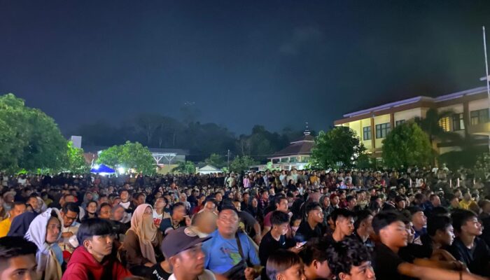 Nobar Bersama Ribuan Warga, Polres Bima Kota Dukung Tim Garuda Muda di Semifinal AFC U23