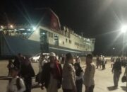 Kapal Mutiara Ferindo I Berangkat dari Gili Mas Lombok Barat, Polisi Awasi Ketat Barang Bawaan Penumpang