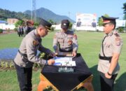 Kapolres Sumbawa Barat Pimpin Apel Sertijab Pejabat Polres Sumbawa Barat.