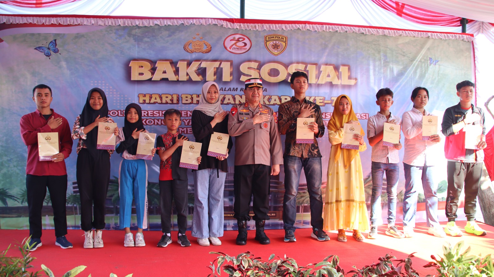 Polda NTB Tanam Ribuan Bibit Pohon