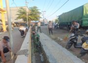 Jumat Bersih, Polsek Alas Ikuti Kegiatan Gotong Royong Bersama  Di Taman Alas