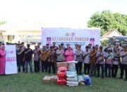 Ketahanan Pangan Dalam Rangka Hari Bhayangkara, Polres Sumbawa Berikan Bantuan Bibit Hingga Pupuk Untuk Petani