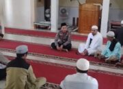 Kapolsek Seteluk Berdialog dengan Masyarakat usai Sholat Jum’at
