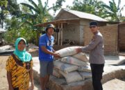 Kapolres Loteng Sumbang Puluhan Sak Semen Kepada Yayasan TAC Untuk Pembangunan Rumah Warga.