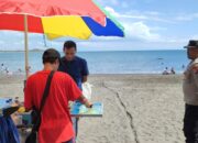 Pantai Cemara Aman Terkendali, Polisi Jaga Wisatawan