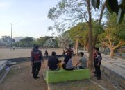 Sat Samapta Polres Bima Kota Laksanakan Patroli Jalan Kaki Pantau Situasi Kamtibmas dan Berikan Himbauan kepada Masyarakat