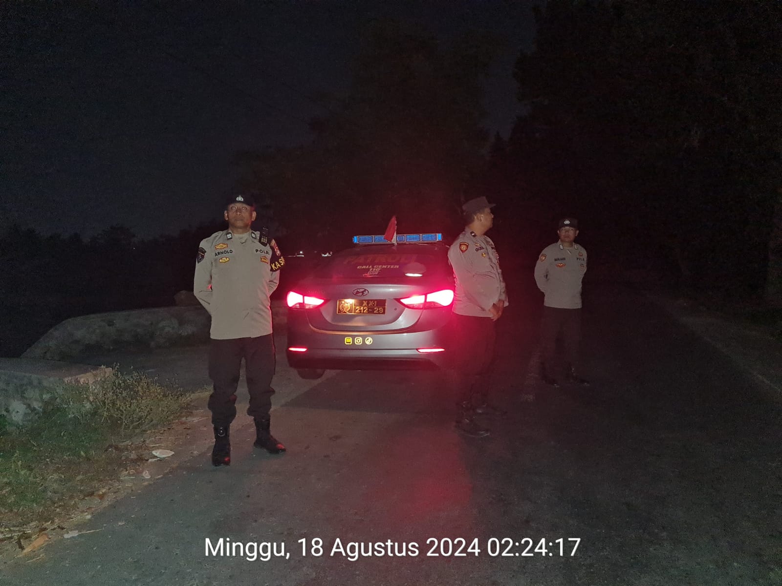 Patroli Blue Light di Perbatasan Desa Montong Are dan Bilibante