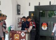 Patroli Preventif Polres Lombok Barat: Jaga Keamanan Pemilu di Kantor KPU
