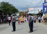 Polres Sumbawa Barat Amankan Pawai Budaya HUT ke- 1 Tahun 2024 SMPN 1 Taliwang