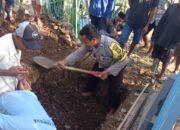 Bhabinkamtibmas Polsek Rastim Polres Bima Kota Ikut Menggali Kuburan untuk Makam Warga Binaan