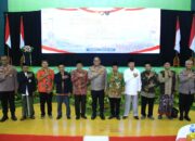 Bagikan Ribuan Paket Sembako, Ops NCS Polri Bawa Pesan Pilkada Damai di Jawa Timur