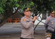 Kapolres Sumbawa Barat Tekankan Cara Bertindak Persuasif Humanis dalam Pengamanan Pendaftaran Bakal Calon Bupati dan Wakil Bupati di KPU