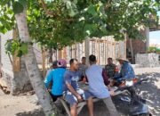 Bhabinkamtibmas dan Babinsa Desa Kadindi Laksanakan Sambang dan Silaturahmi dengan Warga