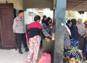 Bhabinkamtibmas Desa Ai Kangkung Polsek Sekongkang Kawal Gerakan Pangan Murah