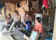 Peringati Maulid Nabi, Kapolsek Kawasan Mandalika Sambangi Warga Kurang Mampu