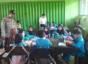 Program MBG di Gerung Berjalan Lancar dengan Pengawalan Polsek