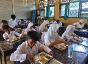 Program Makan Bergizi Gratis Dilaksanakan Aman di Desa Bengkel dan Merembu