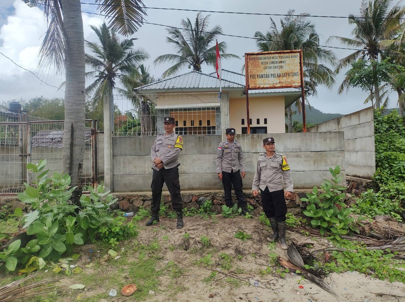 Jaga Batas Negeri, Polisi Tak Lengah di Pulau Sepatang