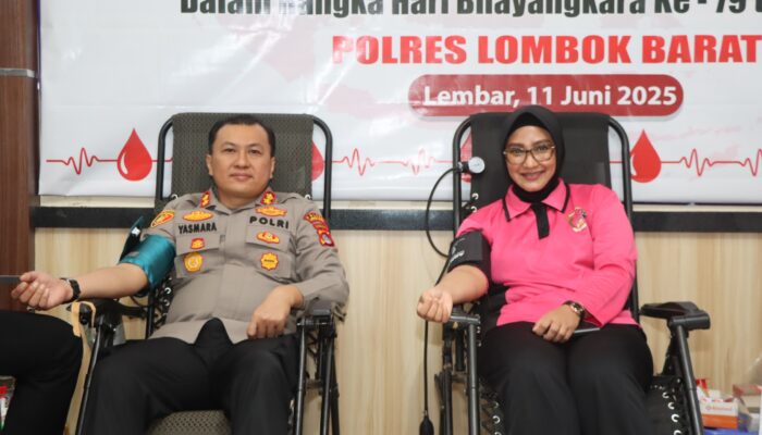 Donor Darah dan Pengobatan Gratis di Polres Lombok Barat Sambut Hari Bhayangkara