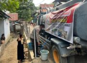 Wujud Kepedulian Nyata di HUT Ke-79 Bhayangkara Polres Bima Kembali Salurkan Bantuan Air Bersih di Desa Kalampa