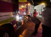 KMP Surya 777 Tiba di Lembar, Polisi Pastikan Proses Bongkaran Aman