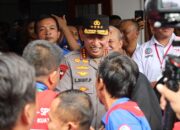 Kapolri Sebagai Peserta Donor Darah dalam Bakti Kesehatan Hari Bhayangkara ke-79 Bersama KSPSI