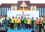 Perkuat Silaturahmi, Polisi dan Ojol Olahraga hingga Makan Bersama di Polda Riau