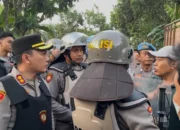 Aksi Spontanitas di Lembar, Kapolres Turun Langsung Redam Situasi