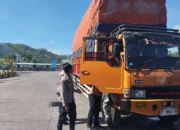 Pengamanan Ketat Warnai Bongkaran KMP Trimas Laila di Pelabuhan Lembar