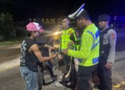Persempit Ruang Gerak Para Pelaku Tindak Kriminalitas di Malam Hari dan Hadir Mengayomi Piket Gabungan Fungsi Polres Bima Tingkatkan Patroli KRYD dan Dialogis