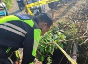 Penemuan Mayat dan Motor di Saluran Irigasi Kuripan, Polisi Olah TKP